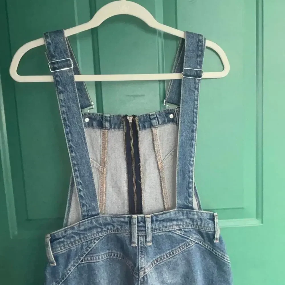 Free People small We The Free blue denim overalls excellent condition